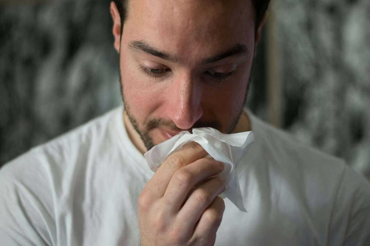 Acupuncture treatment for allergic rhinitis relieving nasal congestion and sneezing